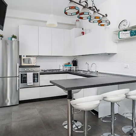 Apartment New - 2br - 2 Baths - A-c - M2 Cimiano - Bus 53 Mailand
